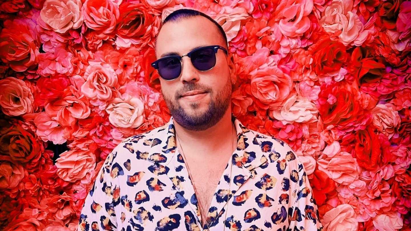 DJ Nik Thrine at Sunday Pool Parties at Jamul Starlite Pool™